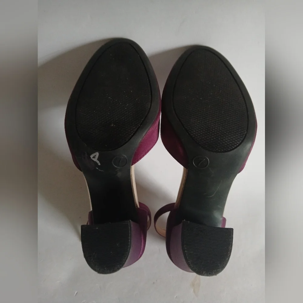 Women's A New Day burgundy fabric ankle strap heeled shoes Sz7M thick heel - Picture 12 of 16